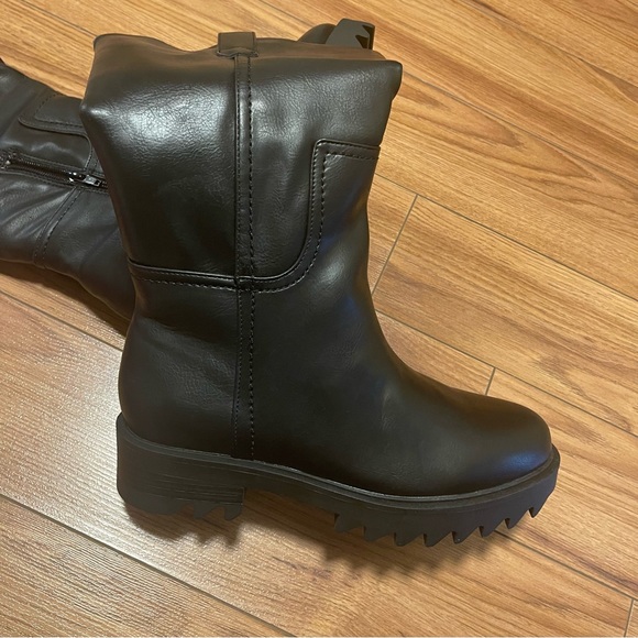 🆕 Chunky Flat Boot in Black 8.5 - Picture 6 of 7